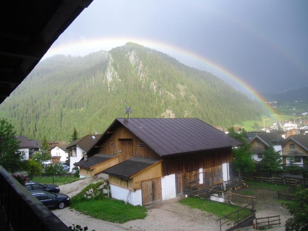 Garni Margherita Corvara In Badia Extérieur photo